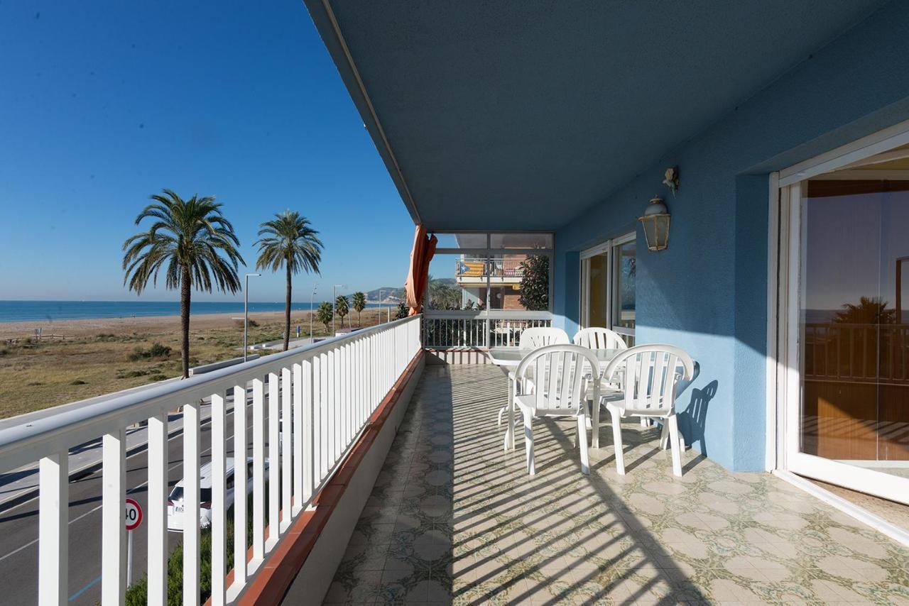 Apartamento En 1Era Linea Mar Con Terraza De 25M2 Castelldefels Extérieur photo